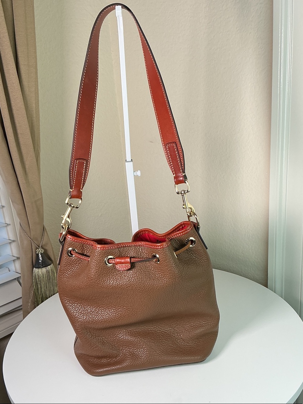 Dooney & Bourke Brown Pebble Grain Leather Drawstring Bucket Shoulder Bag - Picture 3 of 8
